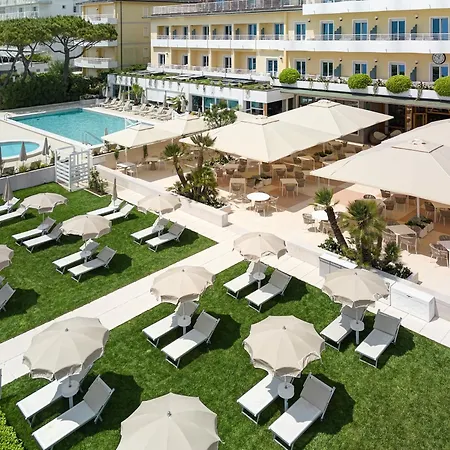 Aurora Otel 4*
