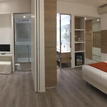 Aurora Otel 4*